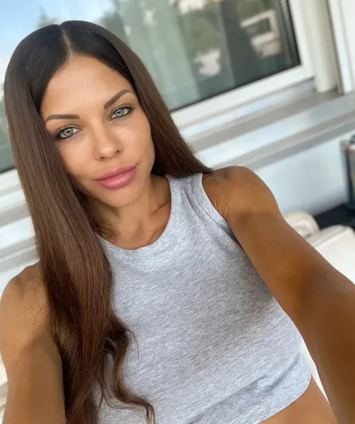 Mia - Onlyfans